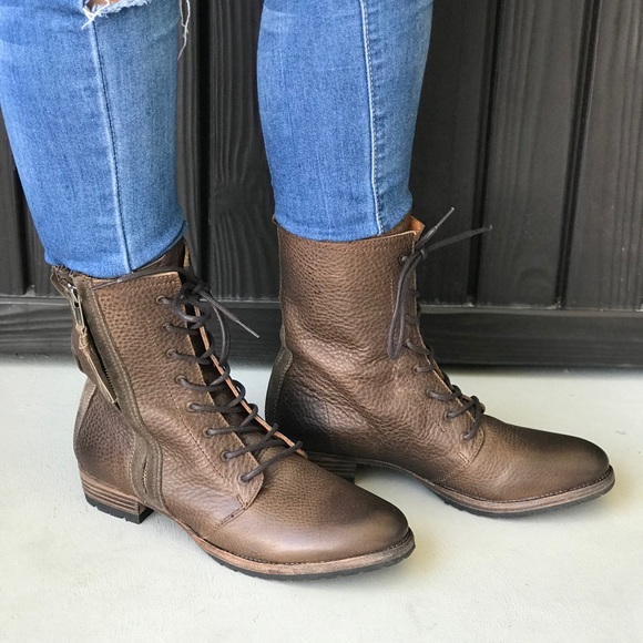 Welt Distress Goodyear Leather LaceUp Combat Boot - Picture 3 of 6